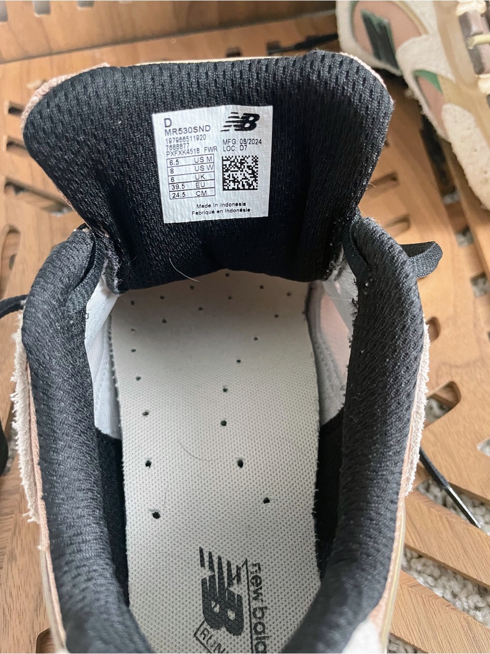 New Balance 530 Linen Incense - Picture 4 of 5